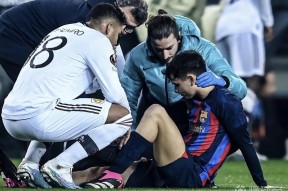 开云体育sports-队员受伤频发，球队整体作战受损()